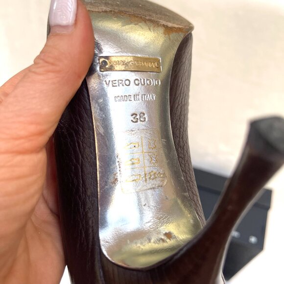 Auc Dolce & Gabbana Vitello T.Moro studded point Toe heels IT38 US 8 - Picture 6 of 14